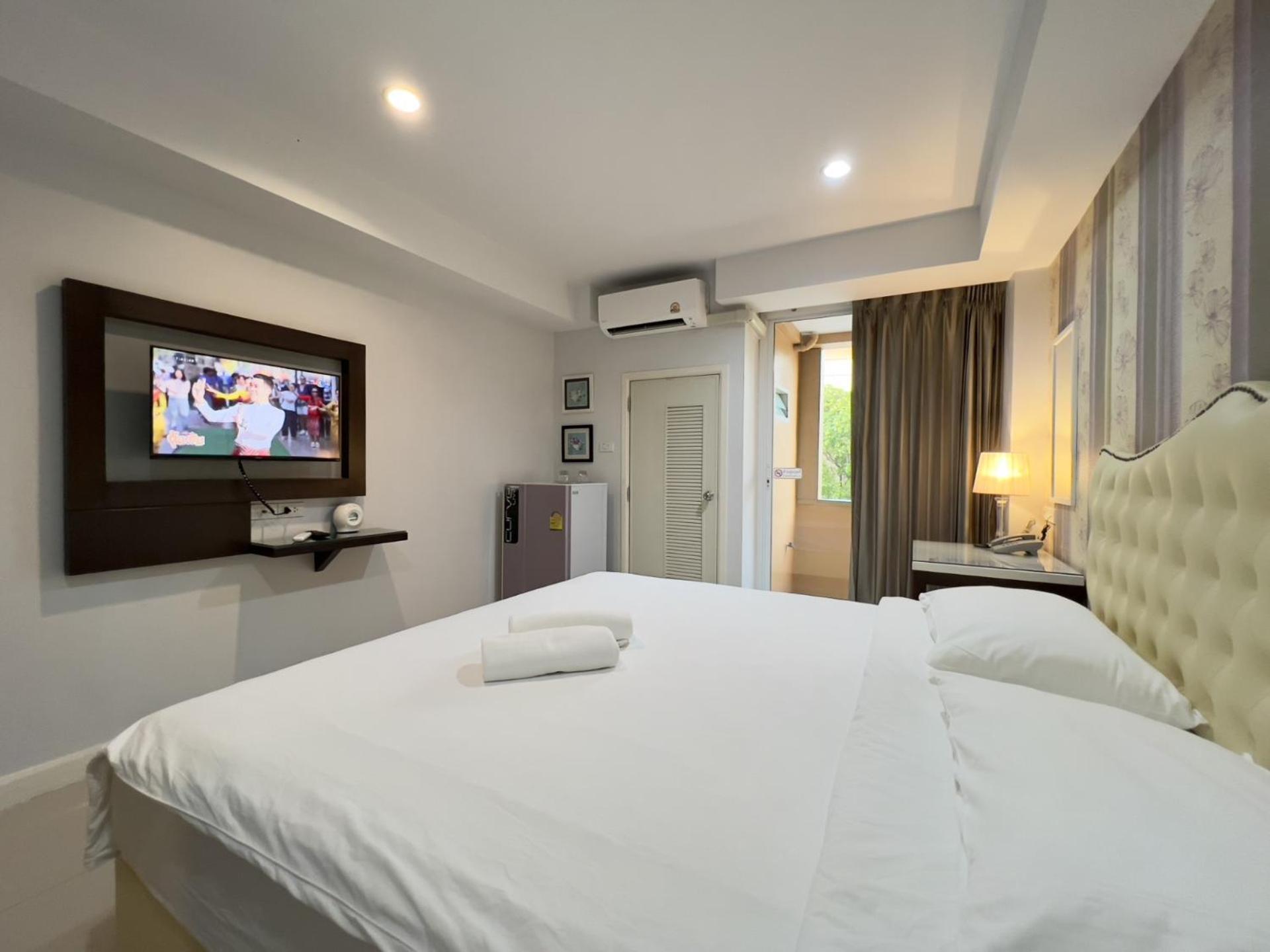 Baanhim Hotel Rayong Exterior photo